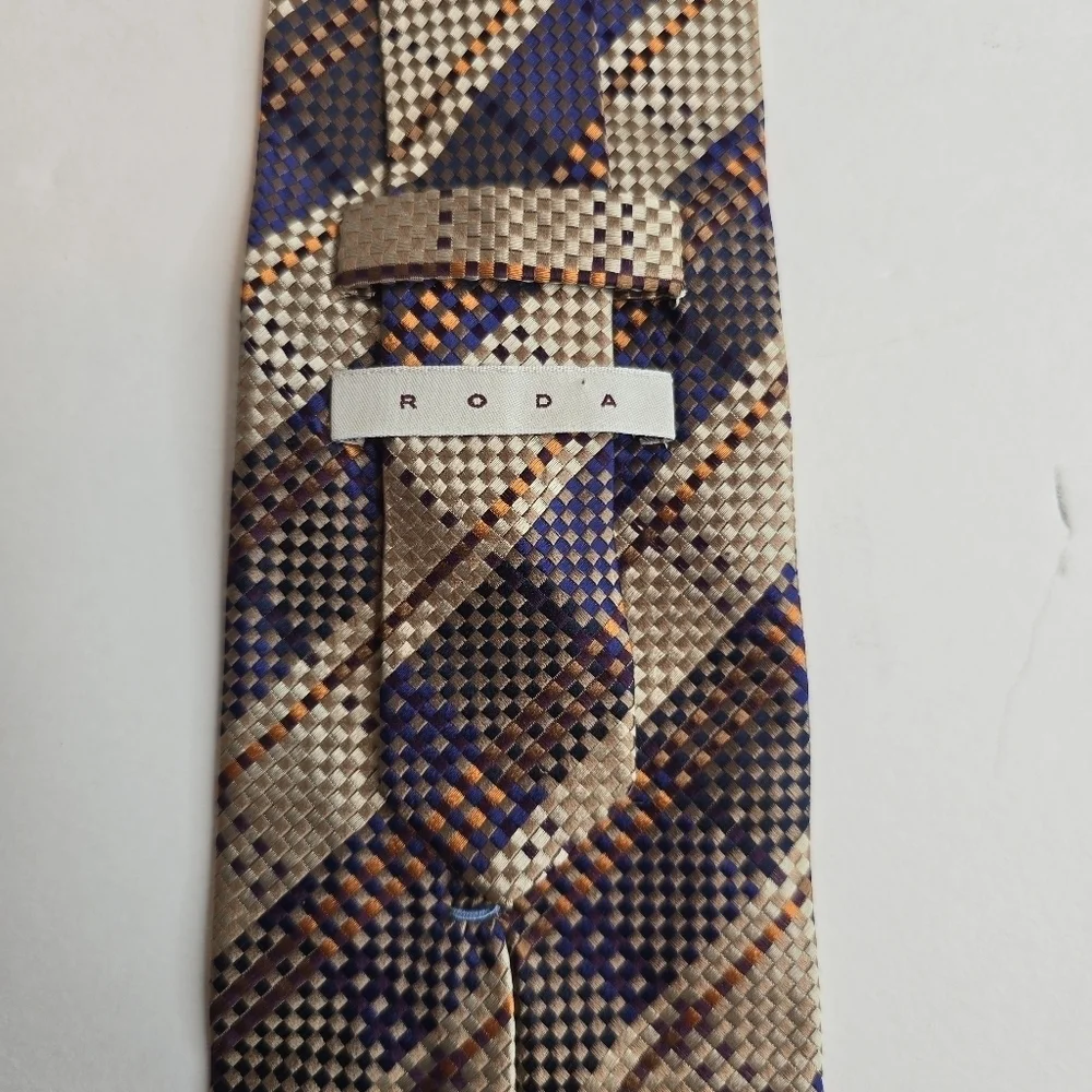 RODA Silk Men's Repp Tie Woven Striped Handmade In Italy Tan Blue 61